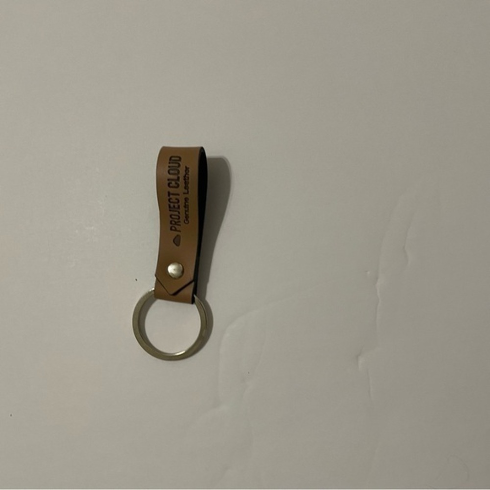Project Cloud Tan Leather Keychain NWOT